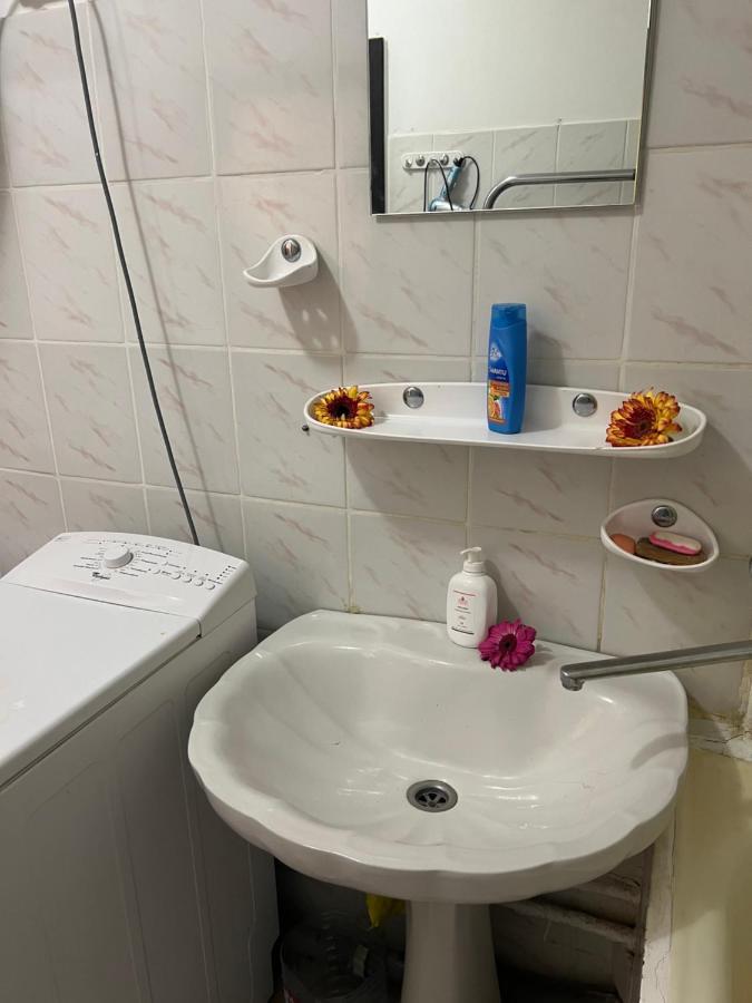 Apartment On Bukovinska Ровно Экстерьер фото